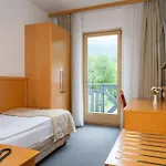 Hotel Jezero 4*