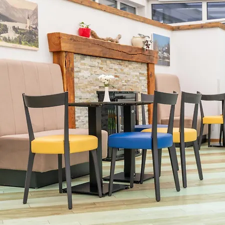 Jezero Hotel 4*