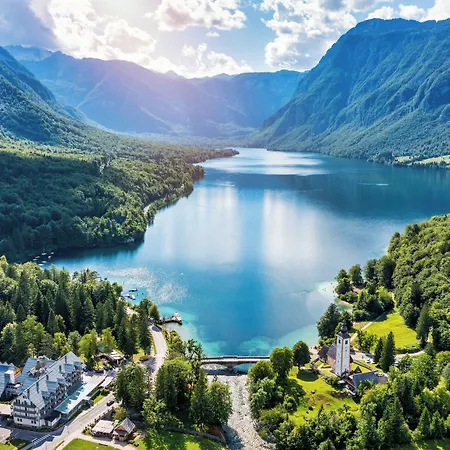 Jezero Bohinj