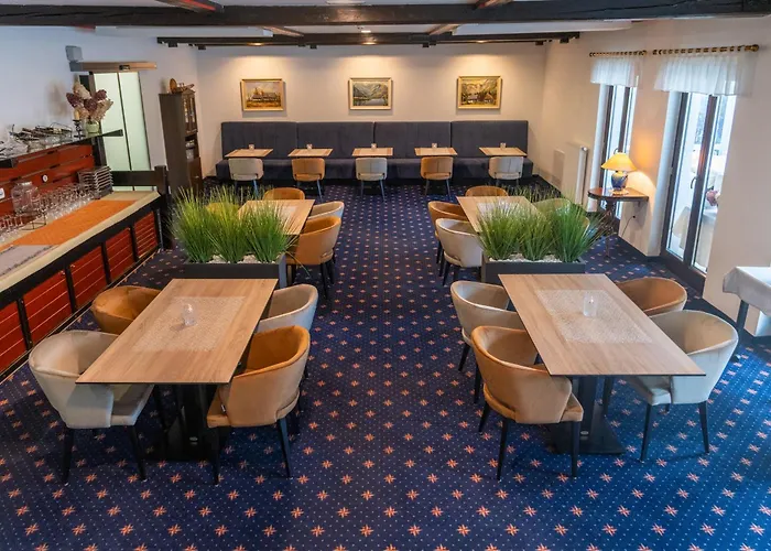 Ξενοδοχείο Jezero 4*